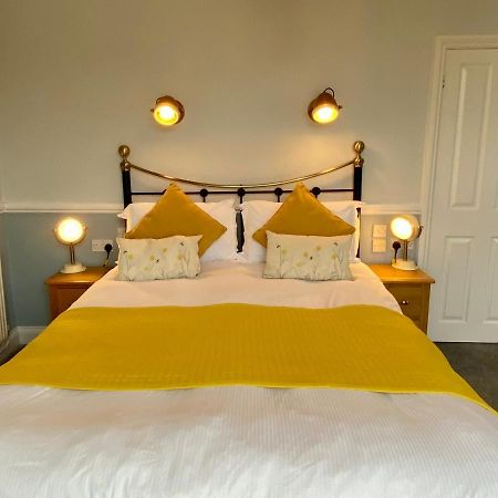 Sunny Bank Guest House Тенби Экстерьер фото