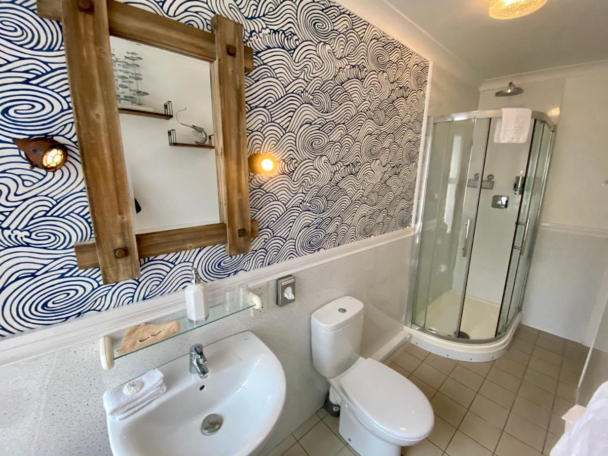 Sunny Bank Guest House Тенби Экстерьер фото